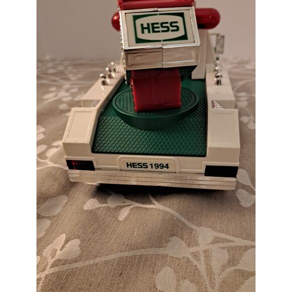 1994 Hess Rescue Truck - Picture 9 of 10